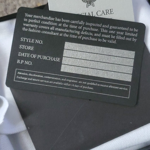 Mcm leather HOST PICK  diamond wallet dust cover warr…special lowered - Picture 5 of 14